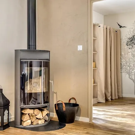 La Verriere - Maison Atypique Avec Jardin D'hiver Dans Verriere D'epoque